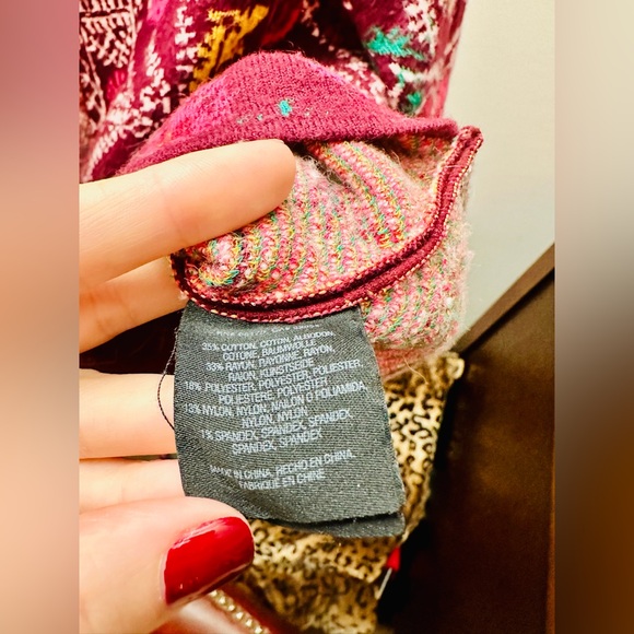 Moth for Anthropologie Berry Multi Floral One-Button, 3/4-Sleeve Cardi, XXS - Picture 6 of 8